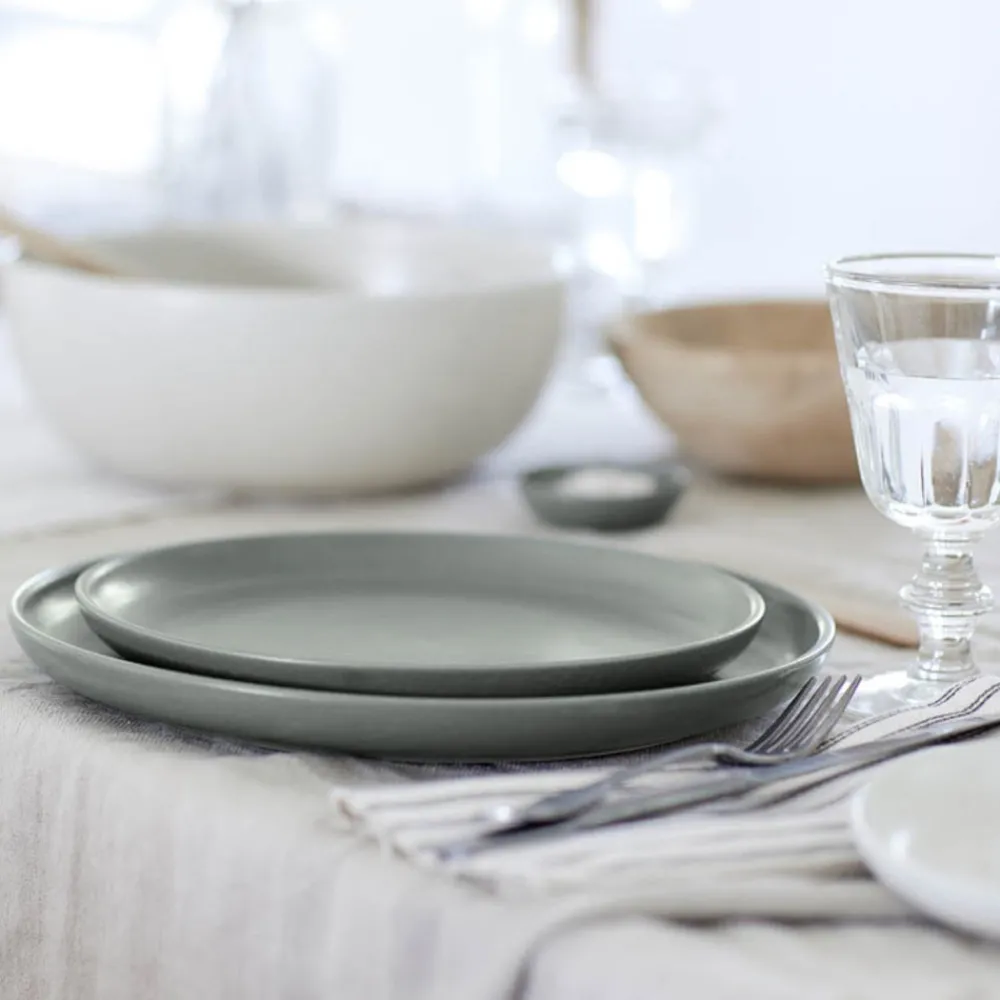 Costa Nova Dinnerware|Pacifica Collection Serving Bowl 13" in Artichoke