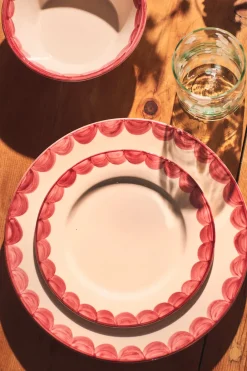 Late Afternoon Dinnerware|Pink Scallop Dinner Plate