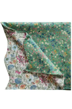 Coco & Wolf Place Settings & Linens|Reversible Wavy Napkin Set Made With Liberty Fabric in in Donna Leigh & Rachel