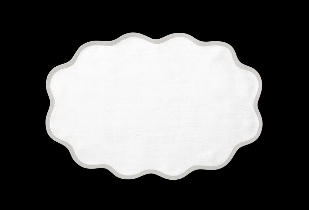 Matouk Place Settings & Linens|Scallop Edge Oval Placemat, Set of 4