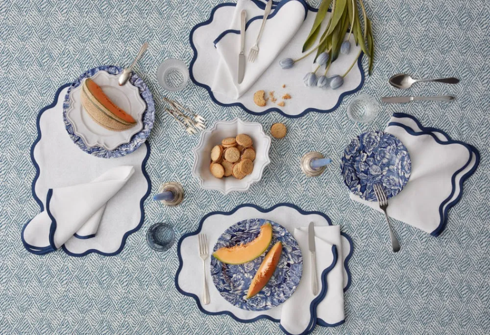 Matouk Place Settings & Linens|Scallop Edge Oval Placemat, Set of 4