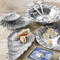Mariposa Dinnerware|Scallop Shell 2-Piece Chip & Dip Set