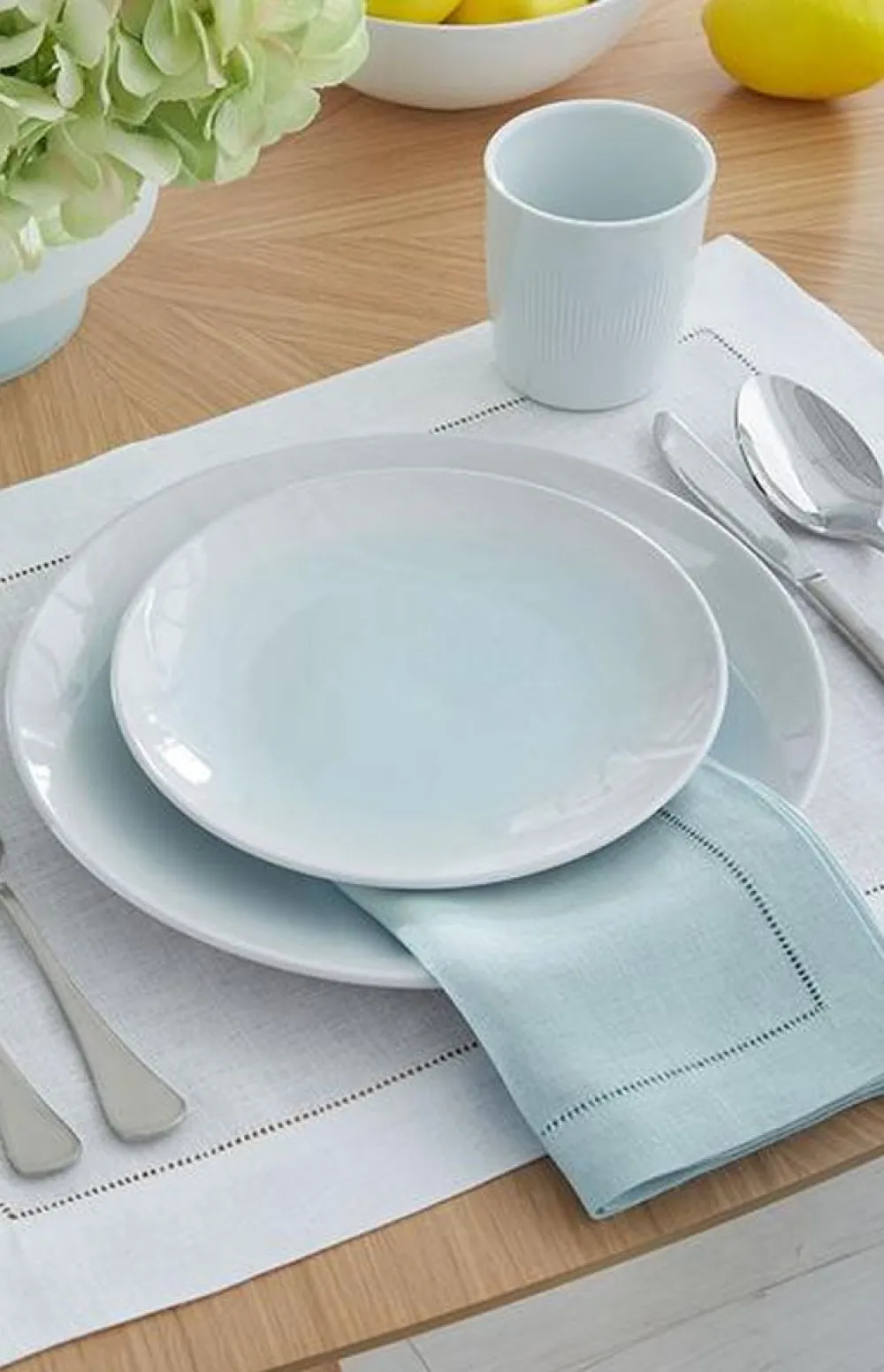 Sferra Place Settings & Linens|Festival Dinner Napkins, Set of 4