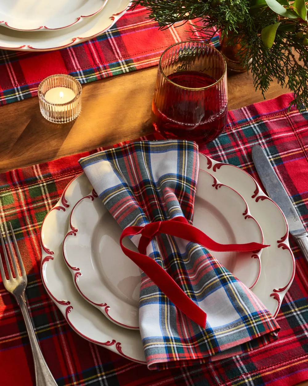Petite Plume Place Settings & Linens|Signature Twill Placemats in Imperial Tartan