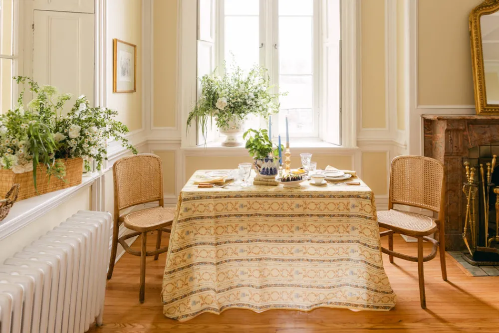 Nadia & Co Place Settings & Linens|Sole Tablecloth