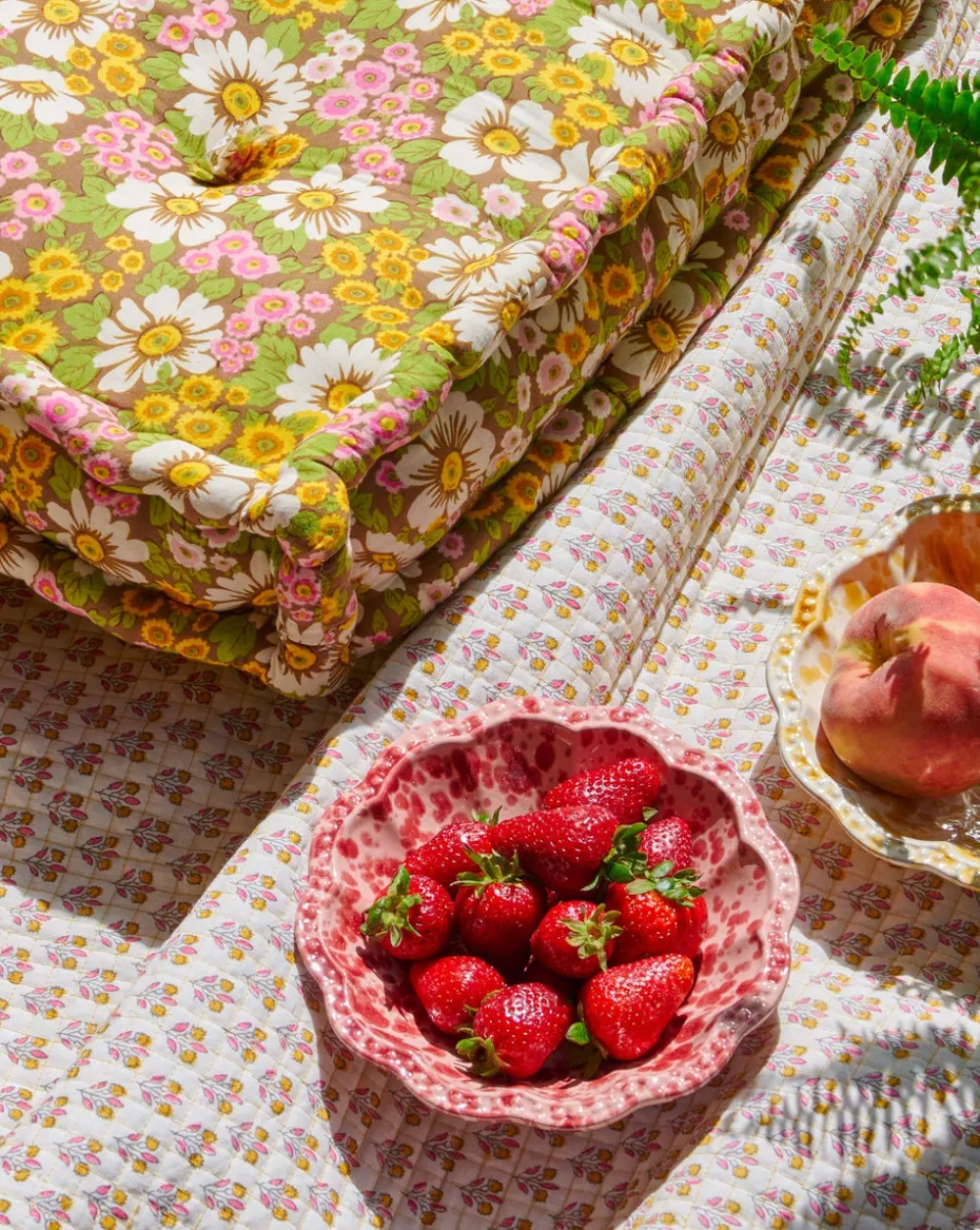 Cabana Dinnerware|Speckled Small Bowl in Pink