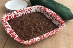 Golden Rabbit Dinnerware|Square Trays in Red Swirl, Set of 2