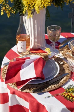 Couleur Nature Place Settings & Linens|St. Tropez Tablecloth in Red