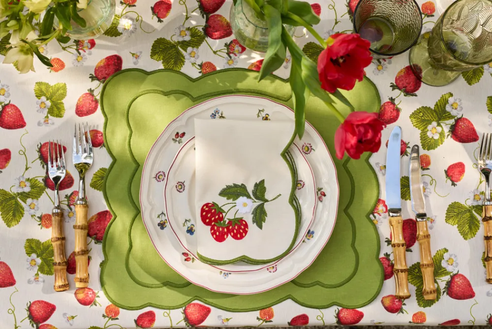Loulou La Dune Place Settings & Linens|Strawberry Fields Tablecloth with Green Trim
