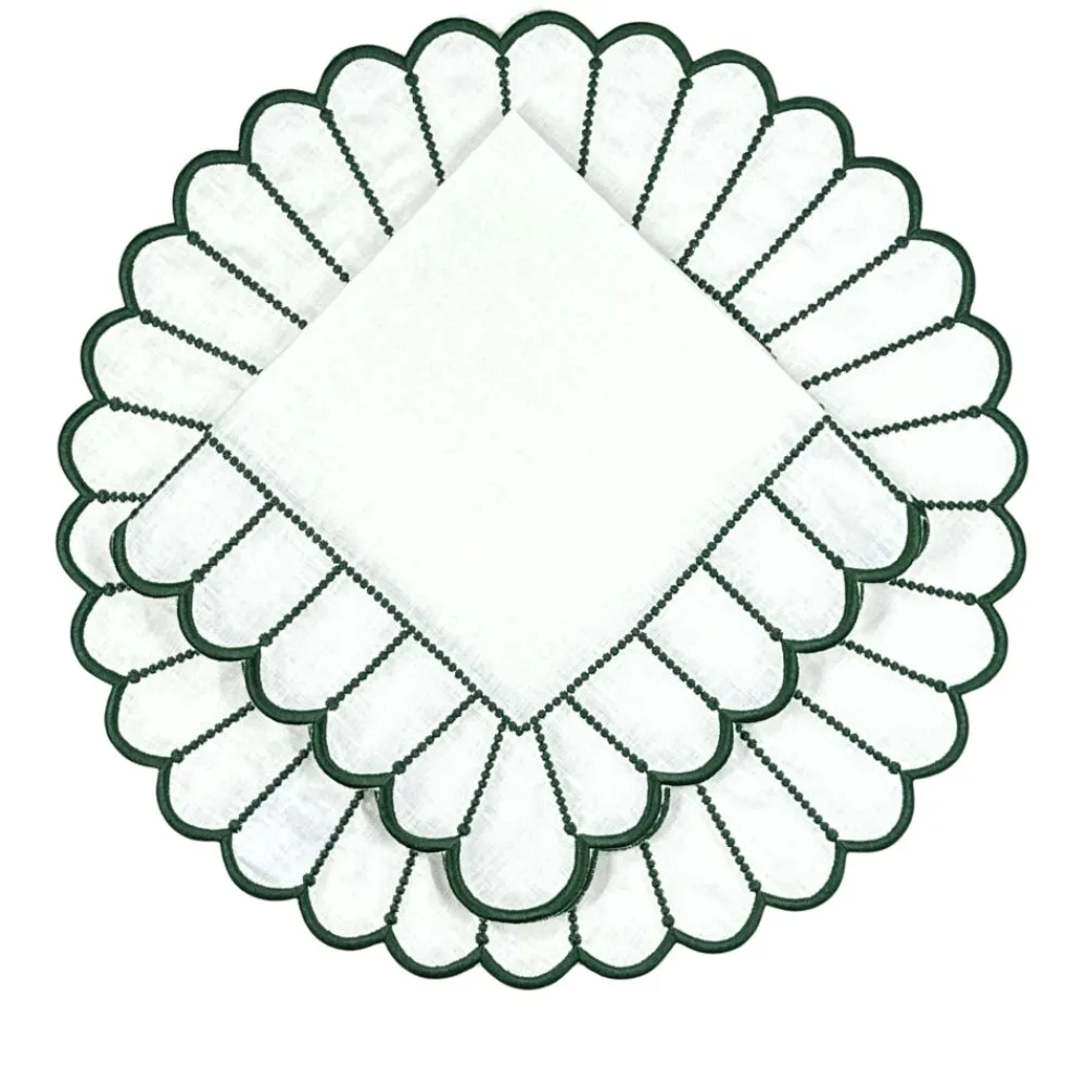 Flying Sheep Country Place Settings & Linens|Studio Collection in Linen: Pippa Placemat in White/Dark Green, Set of 4