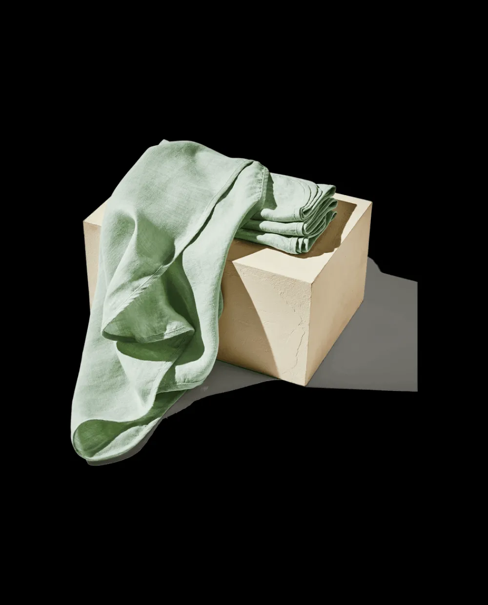 Material Place Settings & Linens|The Linen Napkins, Set of 4