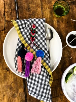 Caravan Place Settings & Linens|Two-Tone Gingham Napkins in Natural & Aqua, Set of 4