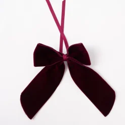 No Reservations Place Settings & Linens|Velvet Napkin Bow