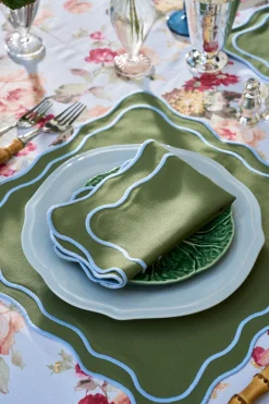 Loulou La Dune Place Settings & Linens|Wild Roses Tablecloth in Blue