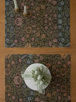 Chilewich Place Settings & Linens|William Morris Placemat in Dark Multi