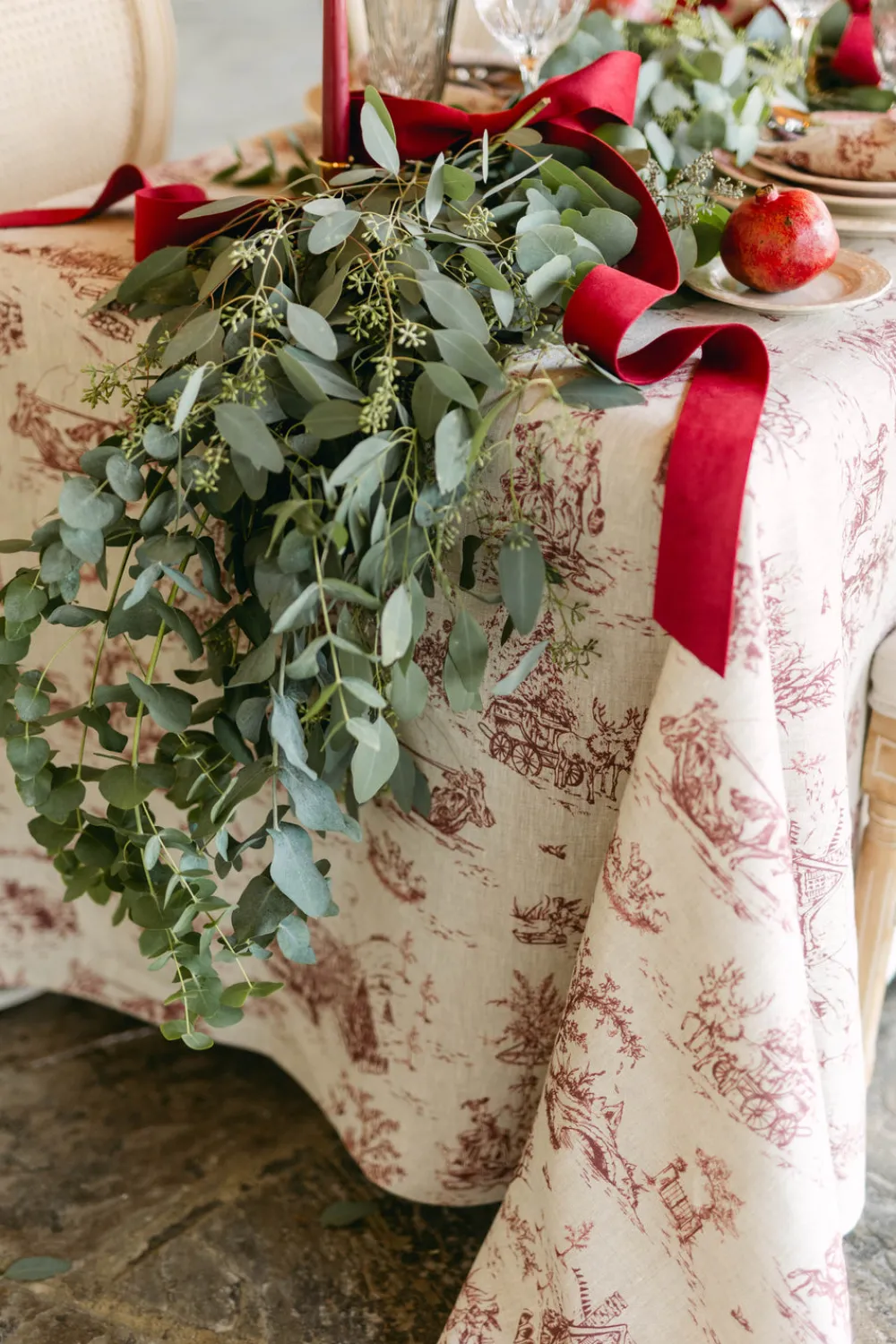 Nadia & Co Place Settings & Linens|Winter Wonderland Toile Tablecloth