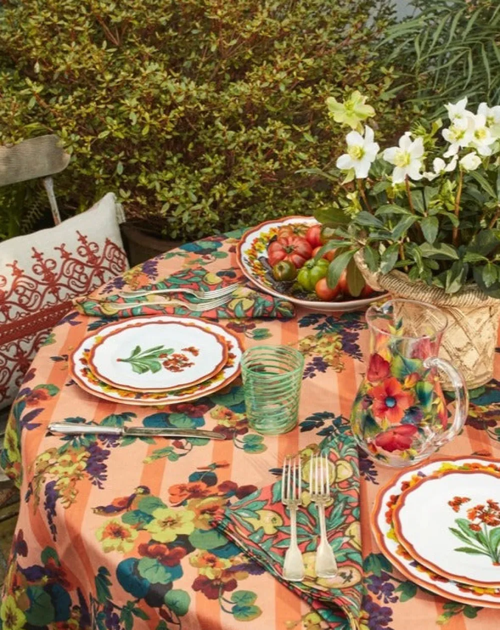 Cabana Place Settings & Linens|Wisteria Tablecloth, Square