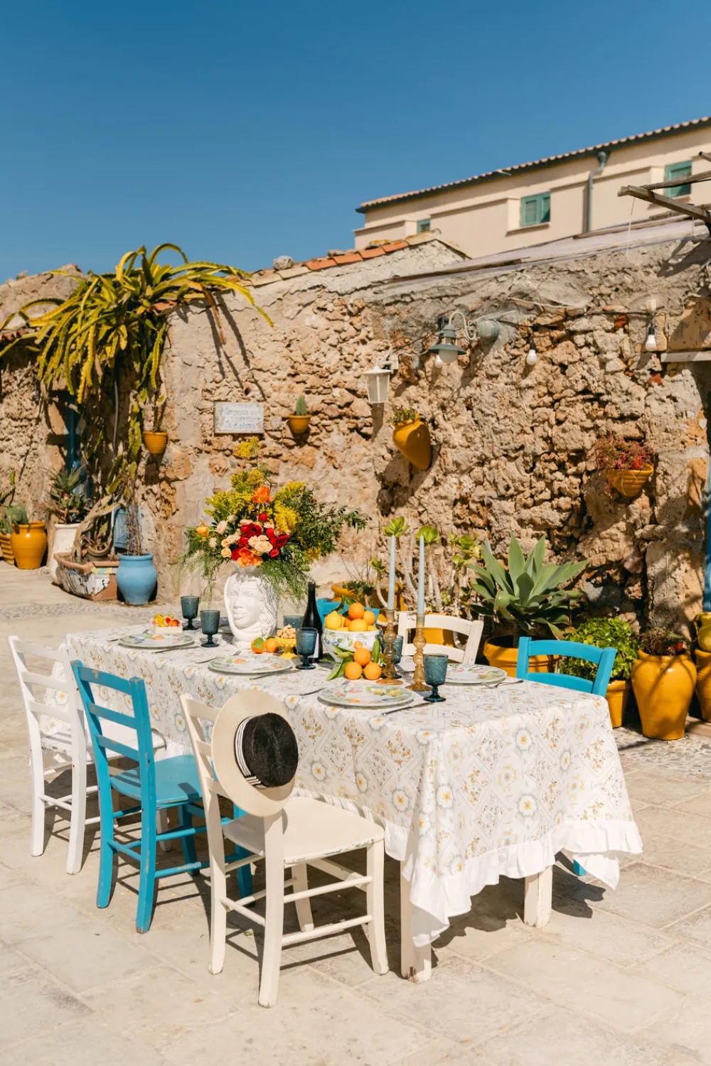 Nadia & Co Place Settings & Linens|Zia Tablecloth